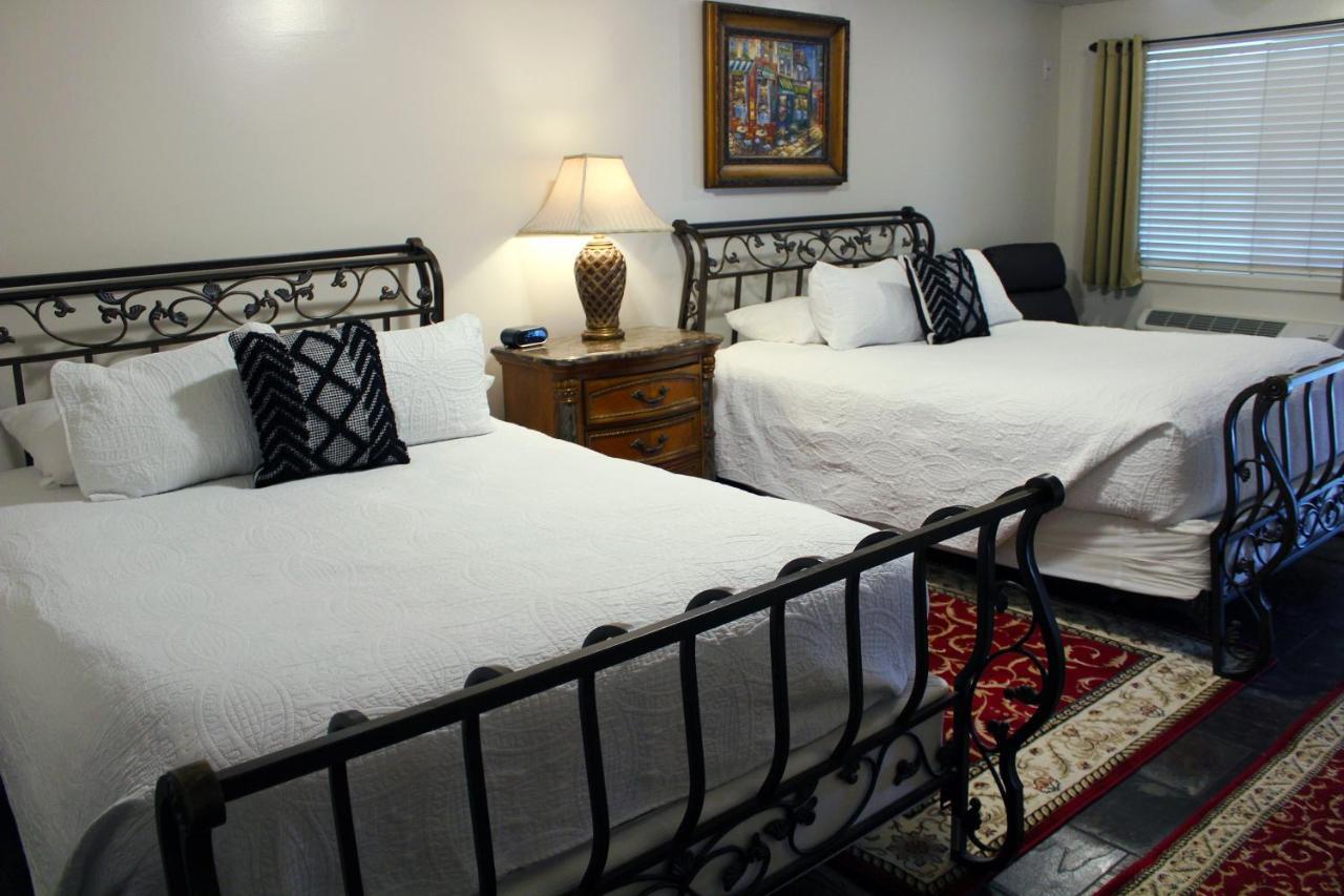 Silverton Inn & Suites Extérieur photo