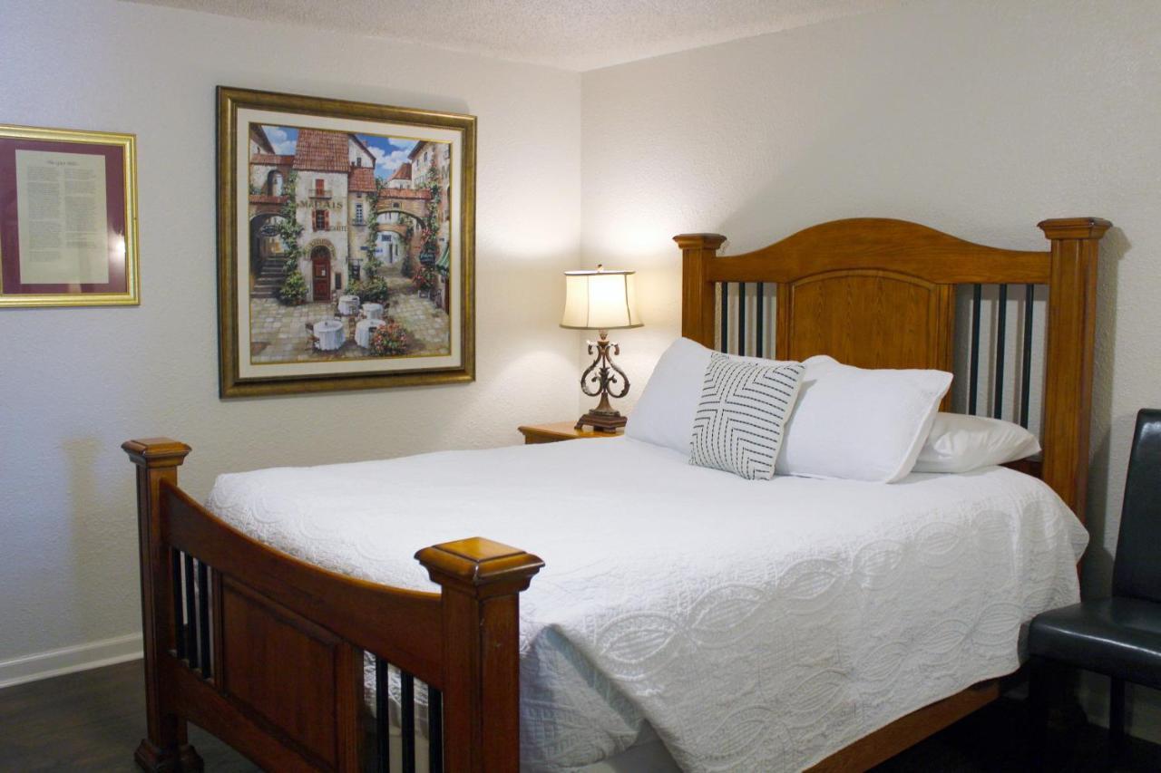 Silverton Inn & Suites Extérieur photo