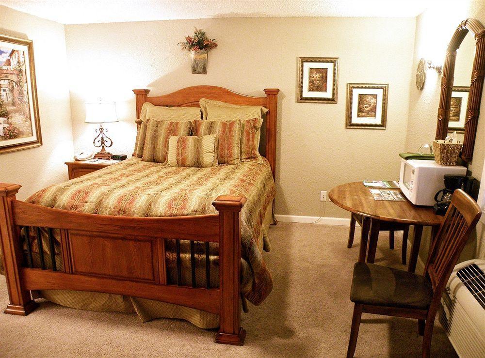 Silverton Inn & Suites Extérieur photo